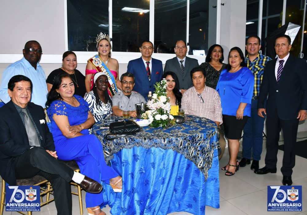 ASOCIACIÓN DE EMPLEADOS MUNICIPALES DEL GAD MACHALA NOCHE DE GALA 70 AÑOS BODAS DE TITANIO